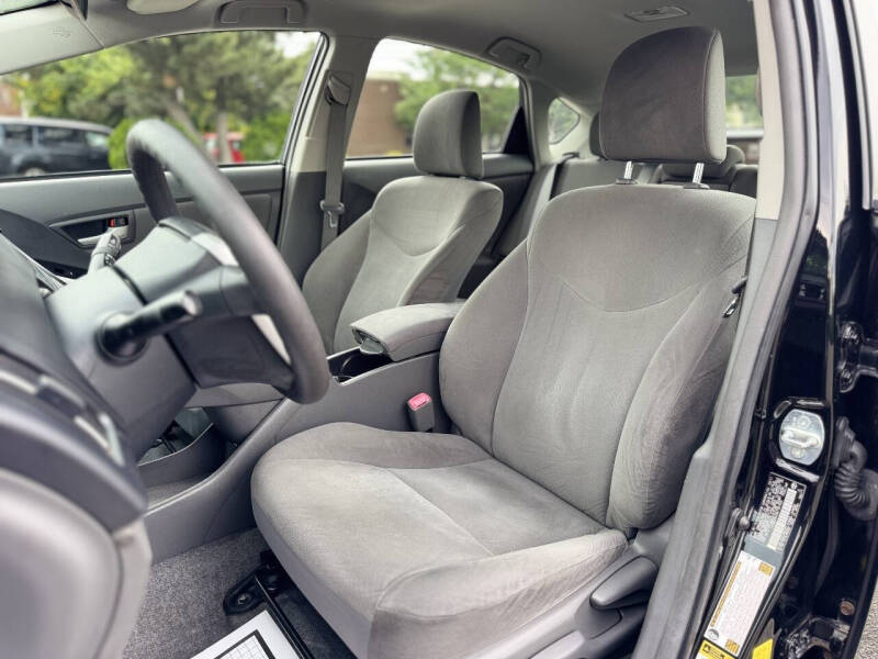 2011 Toyota Prius Two