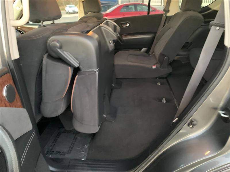 2017 Nissan Armada SV