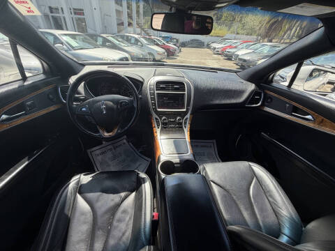 2016 Lincoln MKX Reserve
