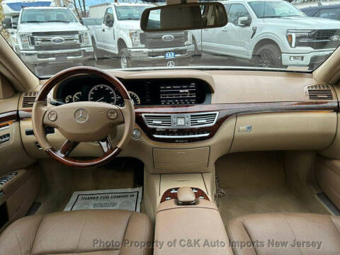 2008 Mercedes-Benz S-Class S 550 4MATIC