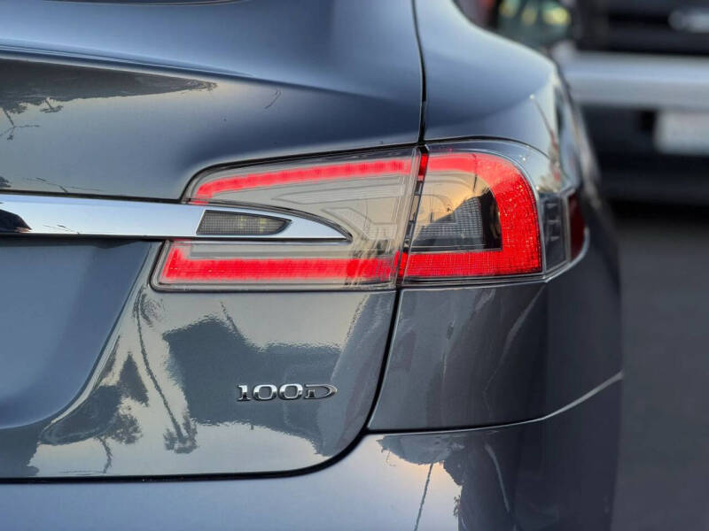 2017 Tesla Model S