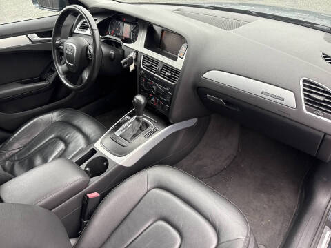 2009 Audi A4 2.0T quattro Premium