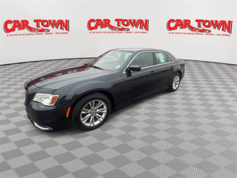 2019 Chrysler 300 Touring