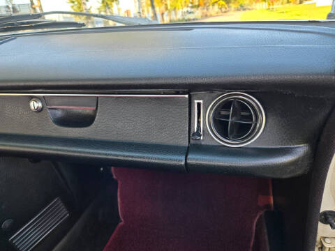 1972 Mercedes-Benz 220