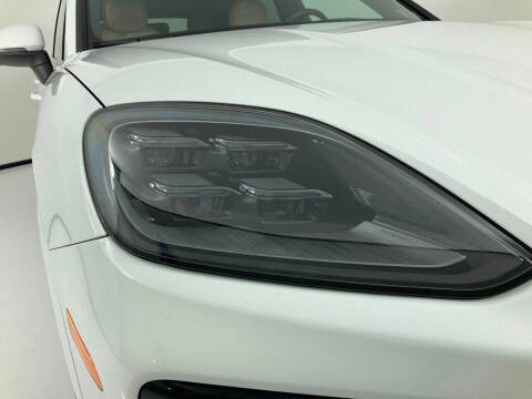 2024 Porsche Cayenne