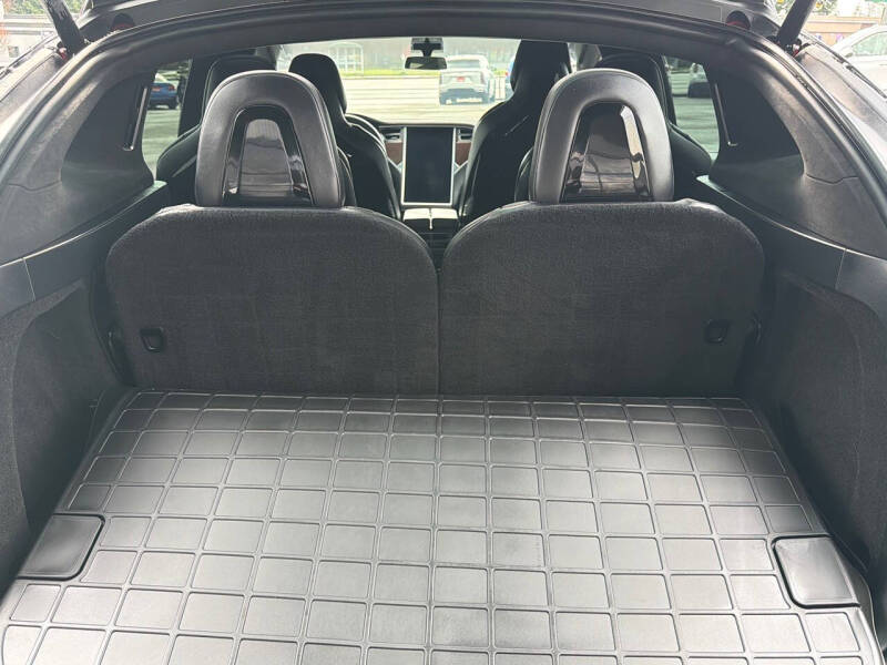2016 Tesla Model X P90D