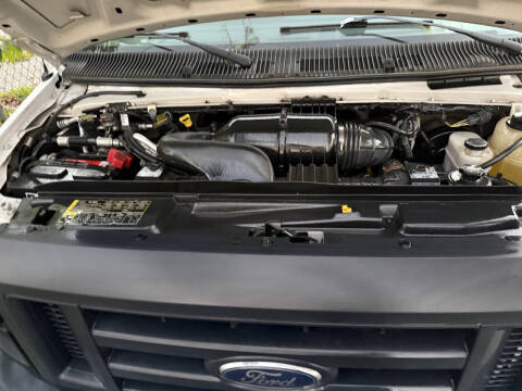 2013 Ford E-Series E-250