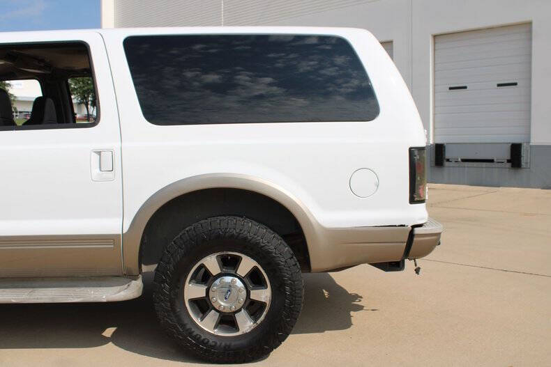 2005 Ford Excursion Eddie Bauer