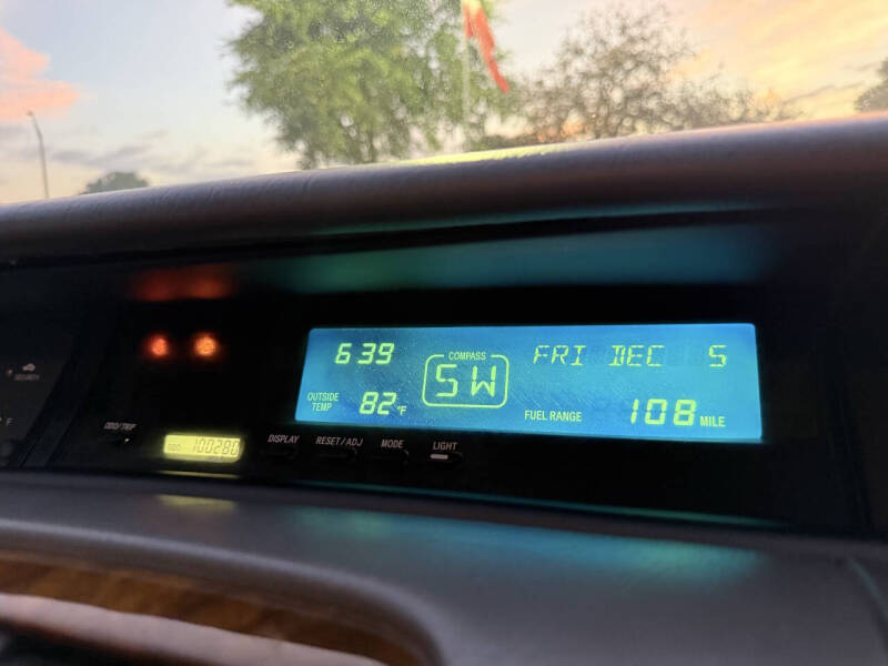 2001 Toyota Avalon XLS