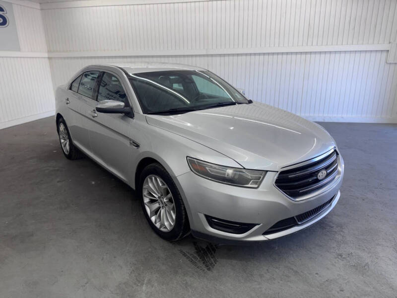 2017 Ford Taurus Limited