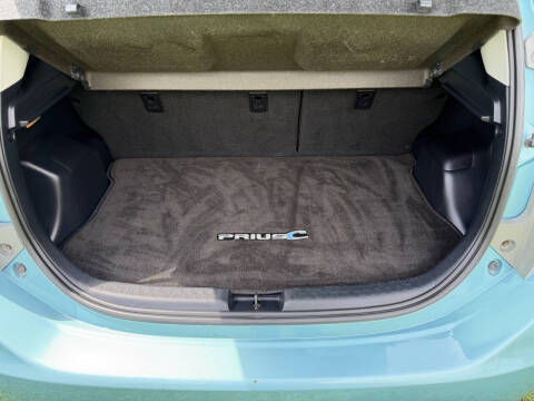 2013 Toyota Prius c Three