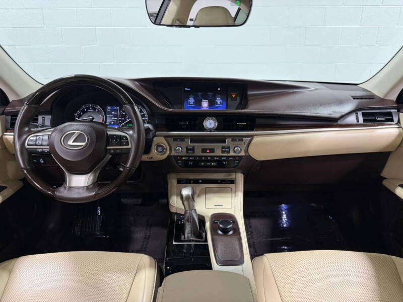 2016 Lexus ES 350