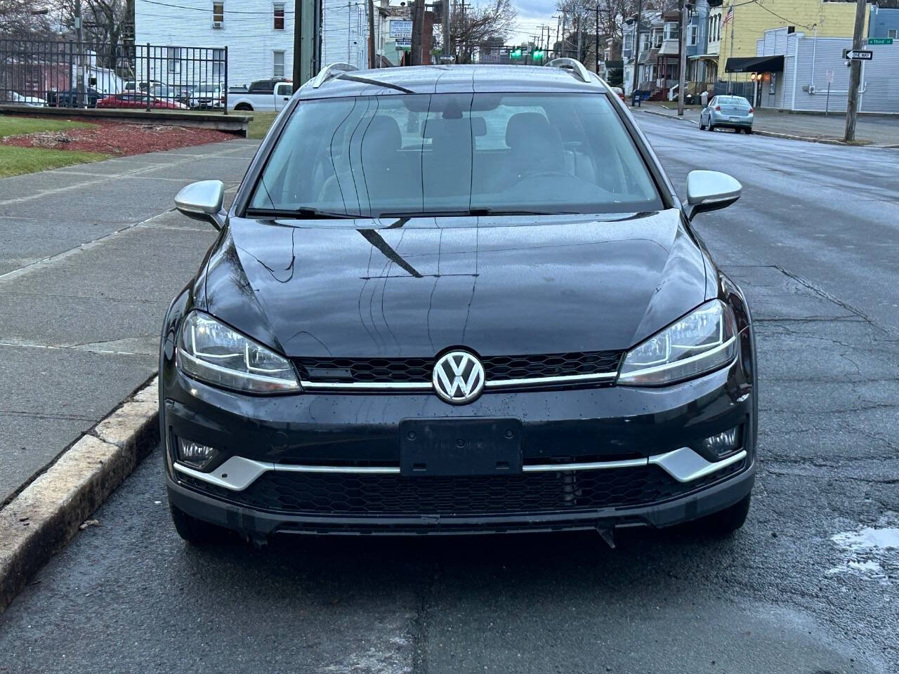 2018 Volkswagen Golf Alltrack for sale at Metro Mike Trading & Cycles in Menands, NY