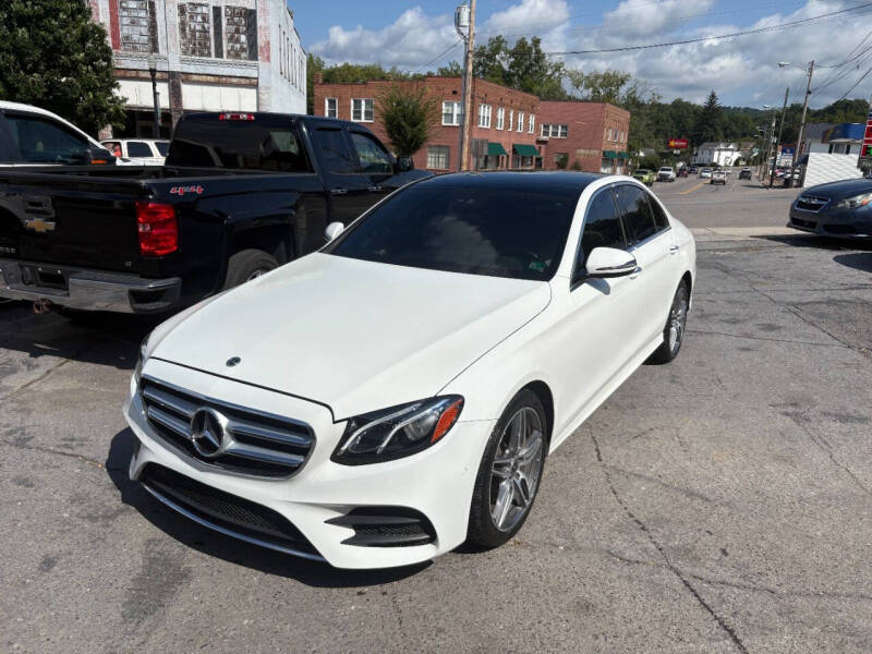 2018 Mercedes-Benz E-Class E300's photo