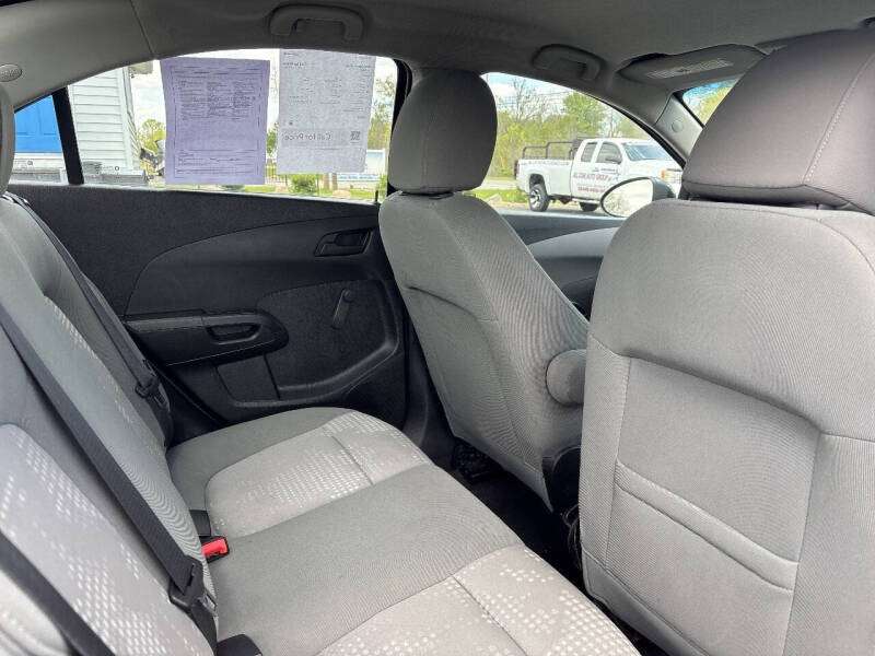 2016 Chevrolet Sonic LS Auto