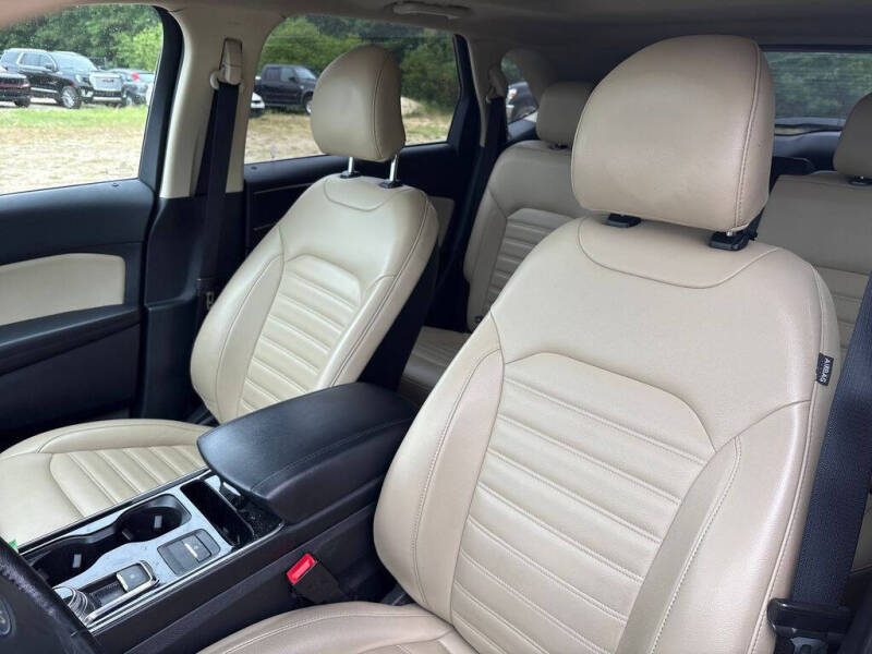 2019 Ford Edge SEL