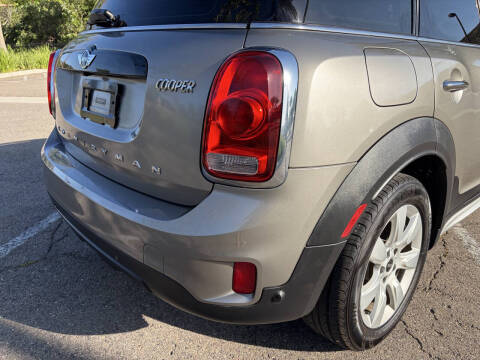 2017 MINI Countryman Cooper