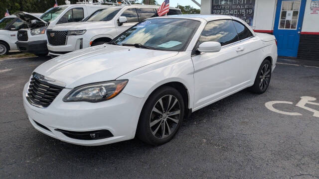 2011 Chrysler 200 S