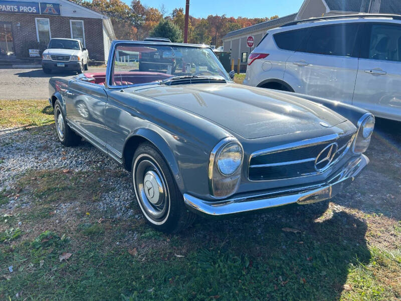 1965 Mercedes-Benz 230 for sale at Volpe Preowned in North Branford CT