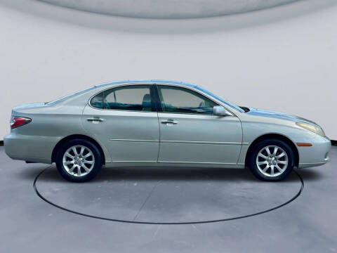 2004 Lexus ES 330