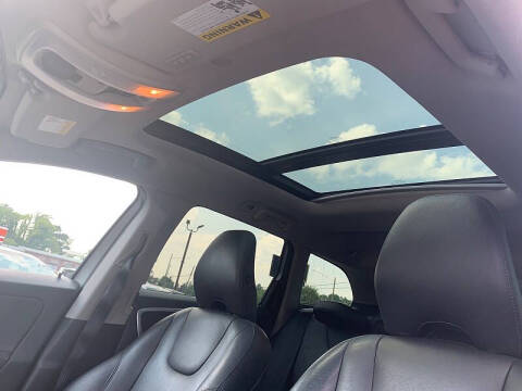 2015 Volvo XC60 T5 Drive-E Premier Plus