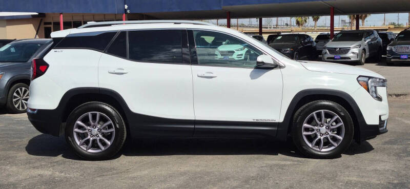 2023 GMC Terrain SLT
