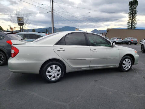 2004 Toyota Camry LE