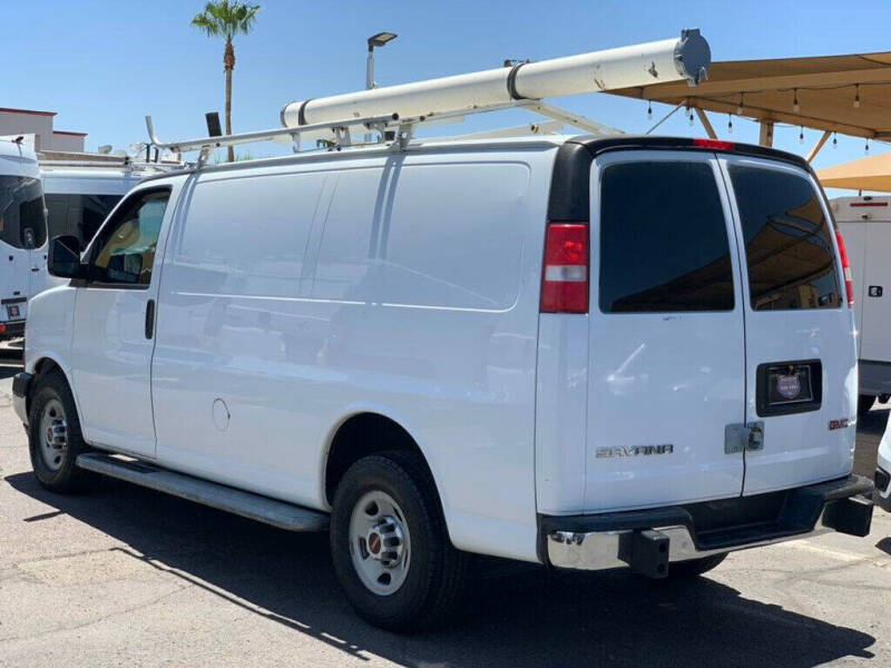 2017 GMC Savana 2500
