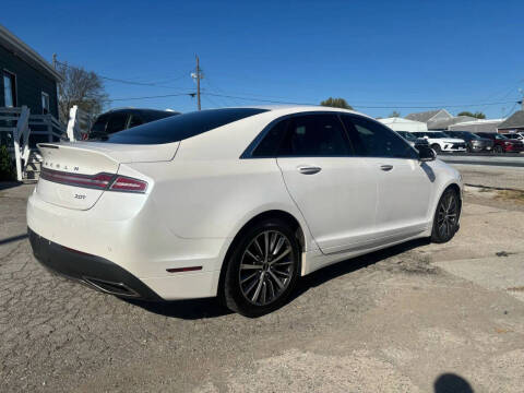 2017 Lincoln MKZ Premiere