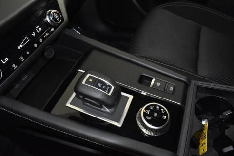 2024 Mitsubishi Outlander ES