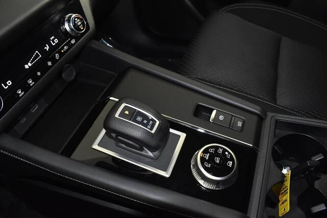 2024 Mitsubishi Outlander ES