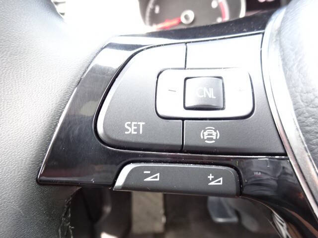 2021 Volkswagen Golf GTI SE