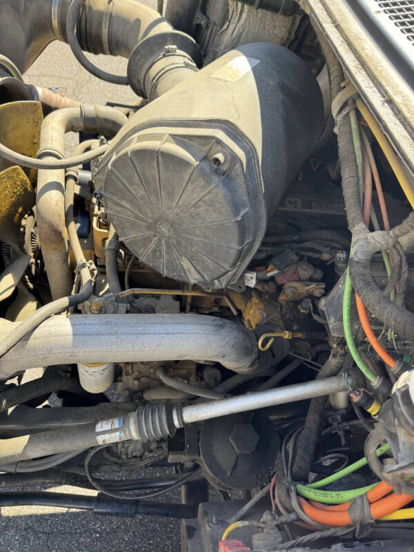 2005 Ford F-750 Super Duty