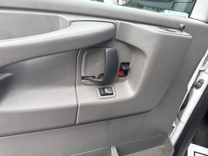 2011 Chevrolet Express 2500