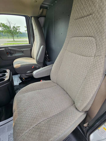 2021 Chevrolet Express 2500