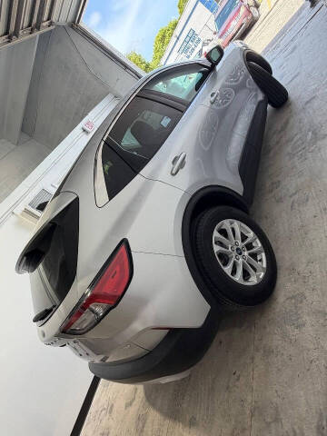 2020 Ford Escape SE