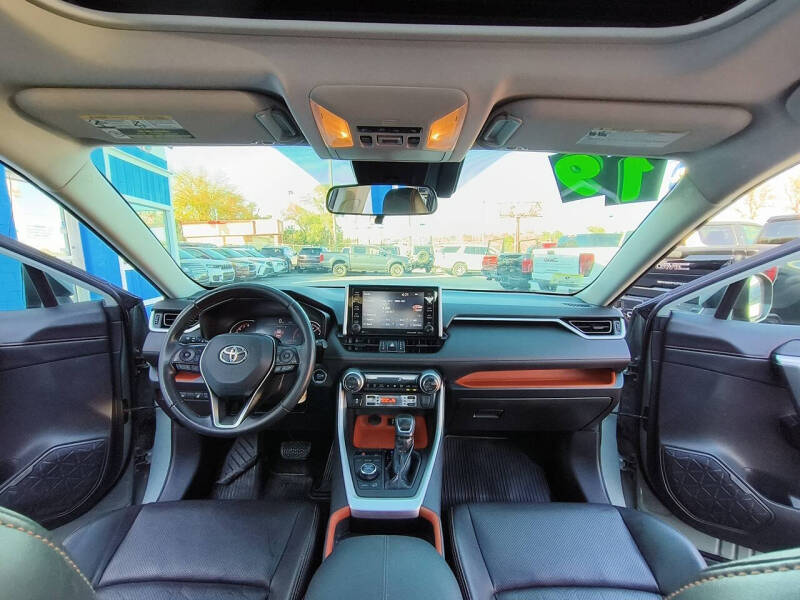 2019 Toyota RAV4 Adventure