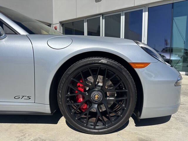 2016 Porsche 911 Carrera GTS