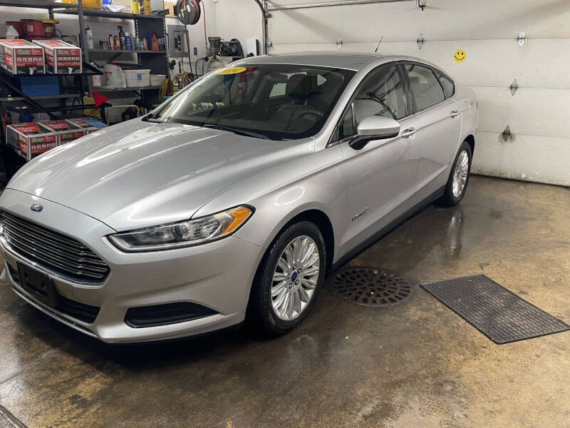 2014 Ford Fusion Hybrid S