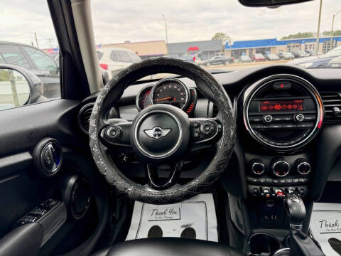 2016 MINI Hardtop 4 Door Cooper