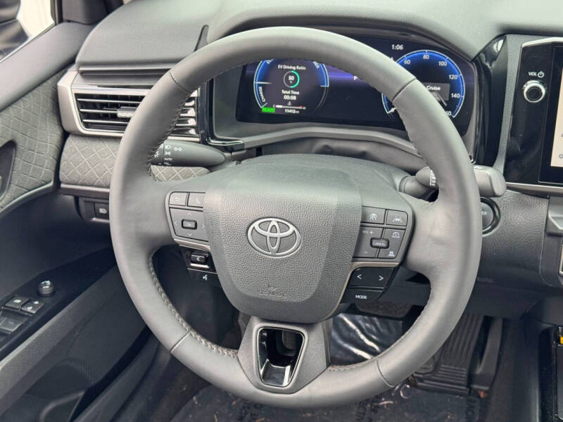 2025 Toyota Camry XLE