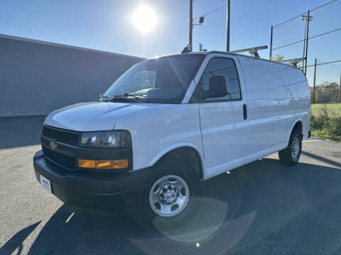 2023 Chevrolet Express 2500