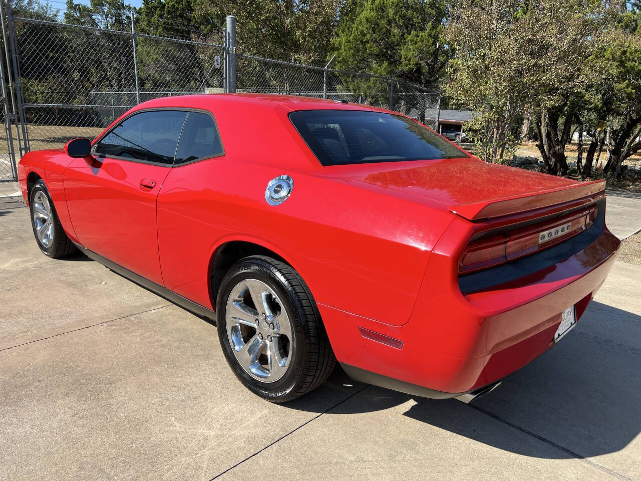 Used Car 2014 Dodge Challenger  Sxt 2dr Coupe For Sale Under $15,000 In Austin, Texas