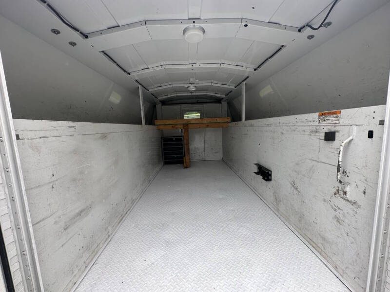 2016 Ford E-Series E-350 SD