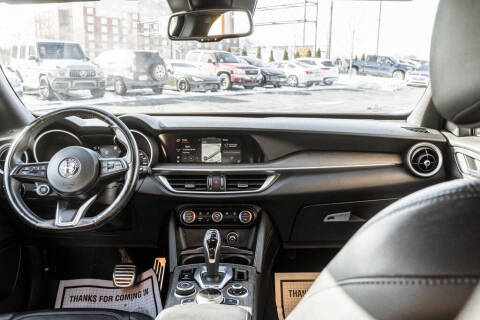 2022 Alfa Romeo Stelvio Ti