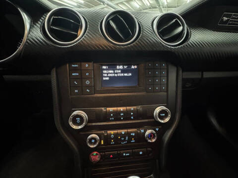 2020 Ford Mustang EcoBoost