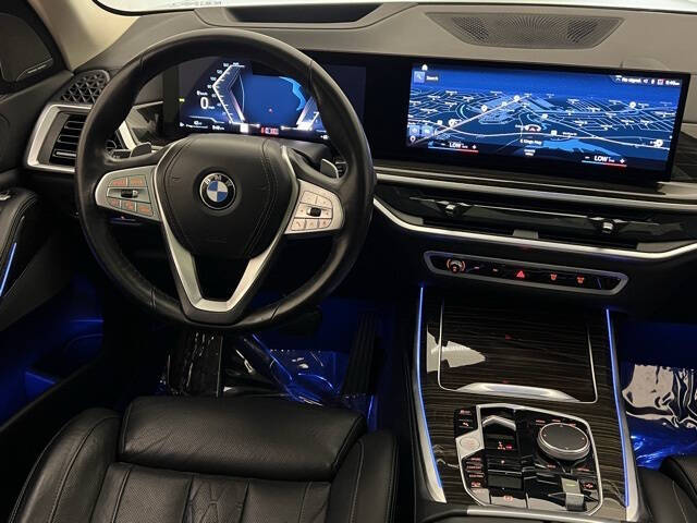 2023 BMW X7 xDrive40i