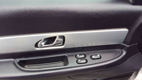 2005 Ford Thunderbird Deluxe