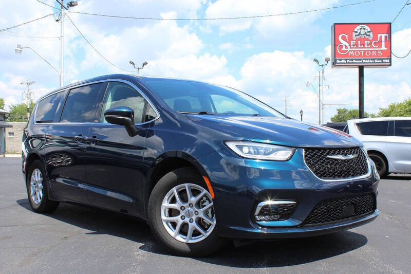 2023 Chrysler Pacifica Touring L