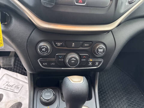 2018 Jeep Cherokee Latitude